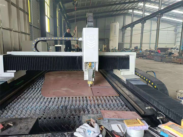 數控光纖激光切割機